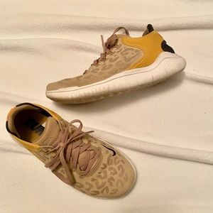 Nike Cheetah Running Shoes